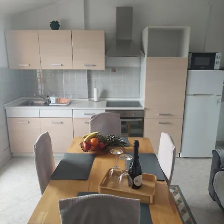 Andela Apartment *
