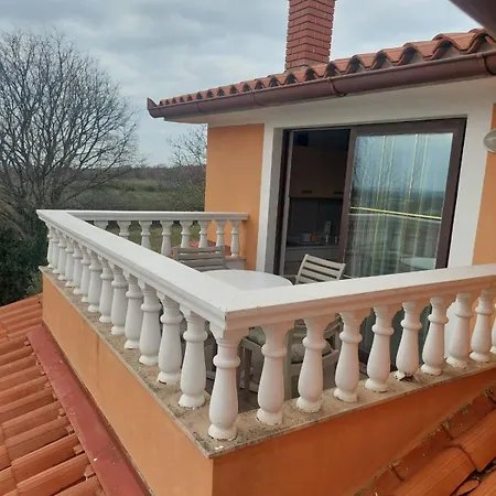 Andela Apartment Labinci